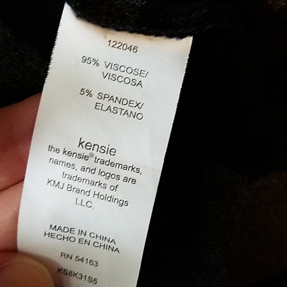 Black and gray top - Picture 5 of 5